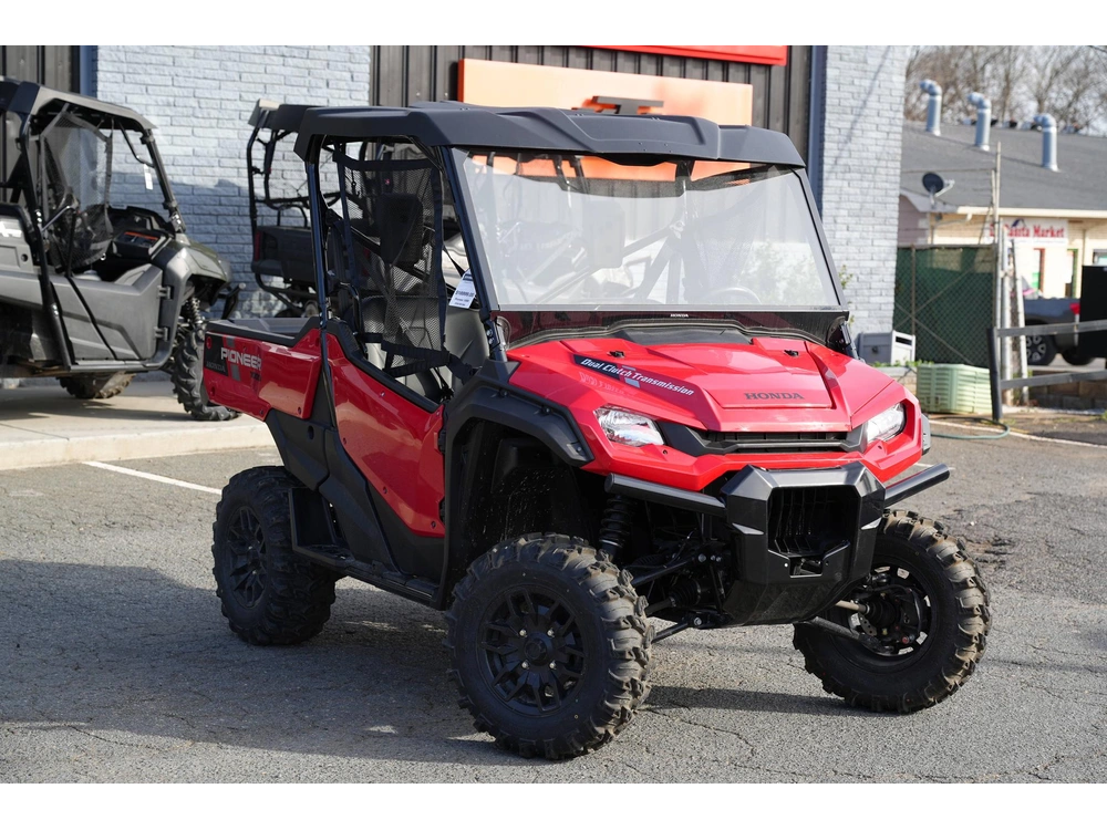 2025 Honda Pioneer 1000 Deluxe
