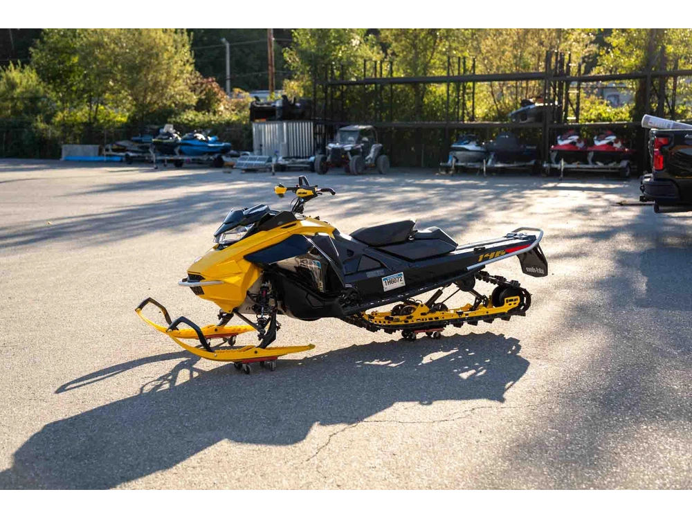 2023 Ski-doo Summit Neo 146 1.75" 600 Efi Electric Start alt