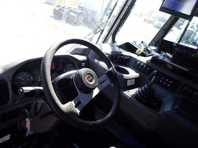 2021 Peterbilt 520