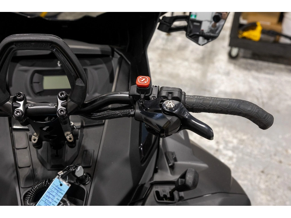 2027 Ski-doo Ahvb alt