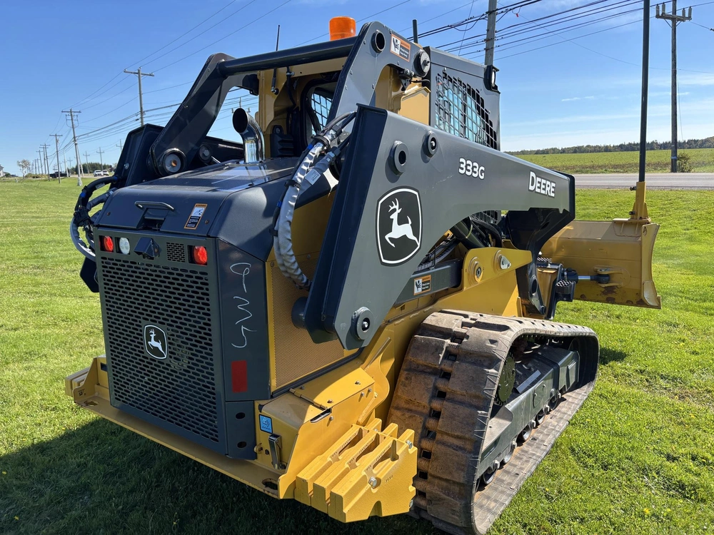 John Deere 333g 2024