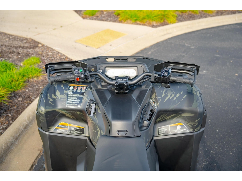 2027 Can-am Outlander Max Backcountry 1000r alt