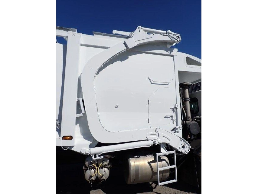 2021 Peterbilt 520