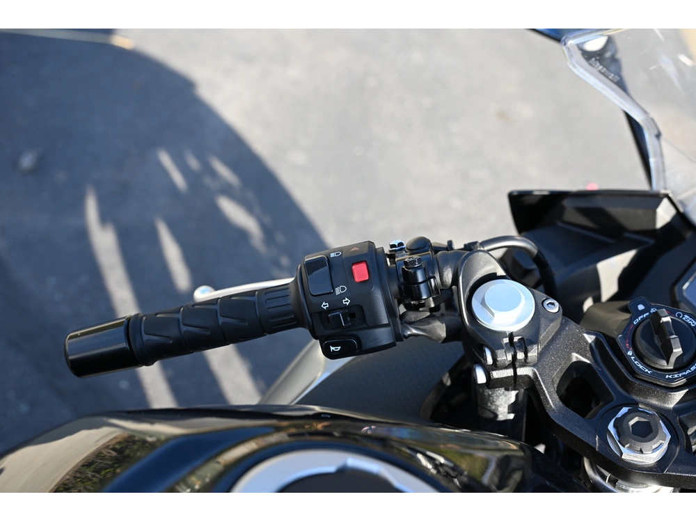 2025 Kawasaki Ninja 500 Krt Se Abs