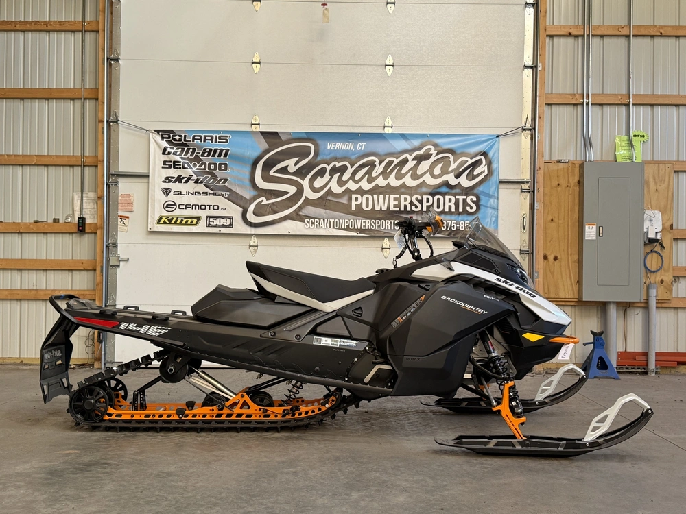 2026 Ski-doo Backcoutry 146 Adrenaline 850 E-tec 1.5s alt