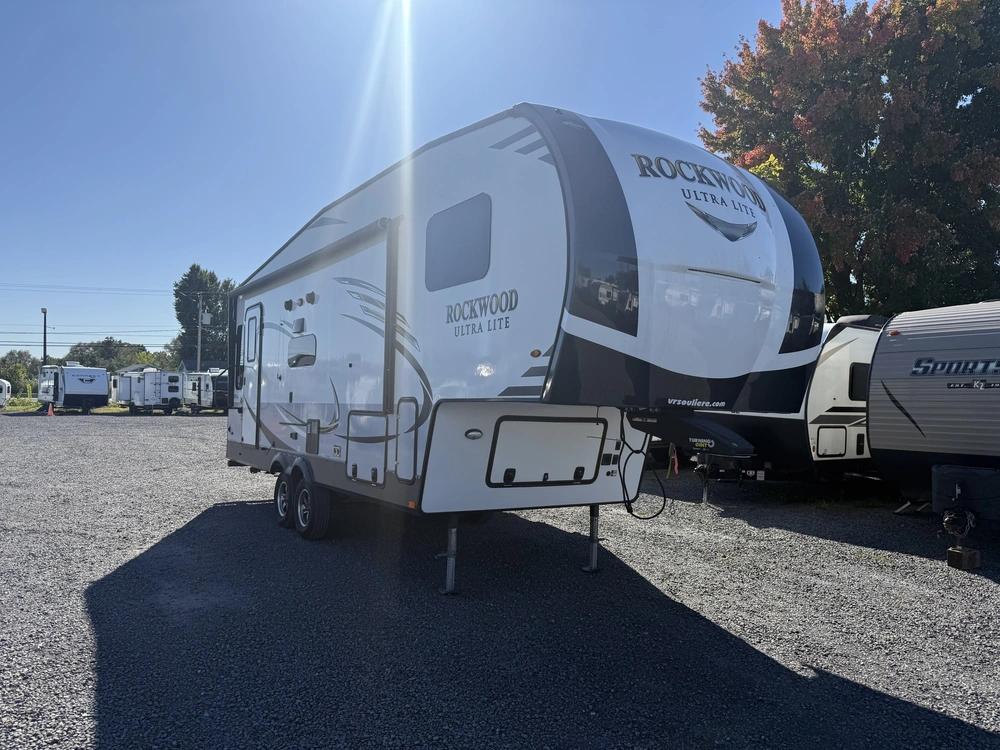 Forest River Rockwood Ultra Lite 2441w 2019 alt
