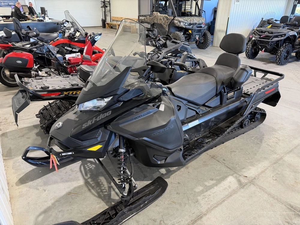 Ski-doo Expedition Le 24 900 Ace Swt 2025 alt