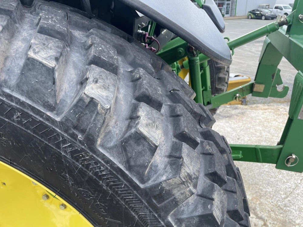 John Deere 4066r 2022 alt