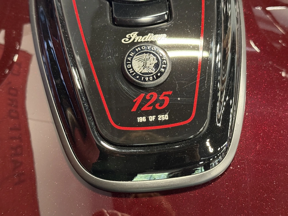 2026 Indian Motorcycle 125th Anniversary Challenger alt