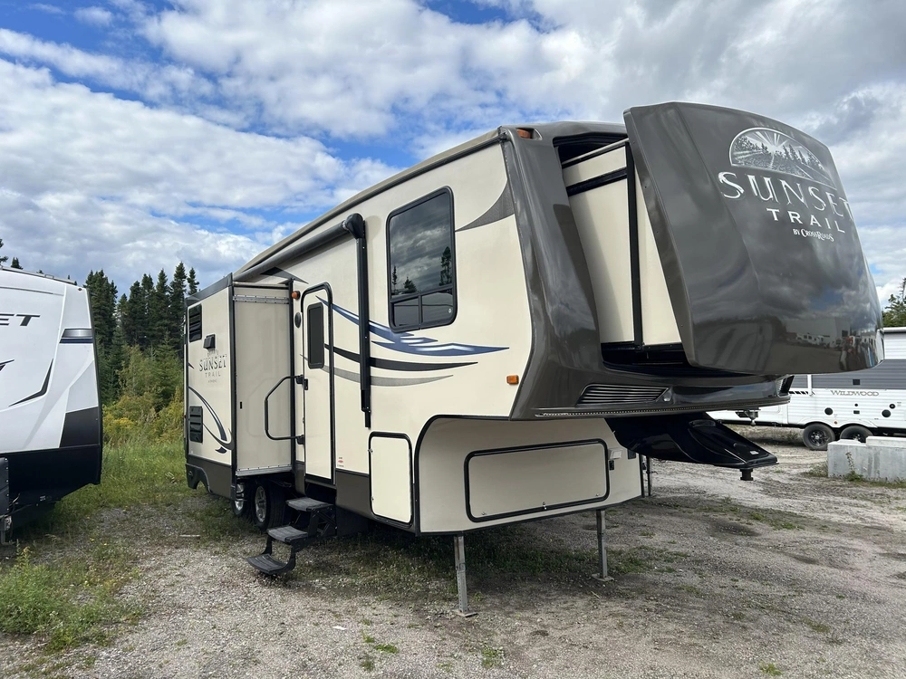 2013 Crossroads Rv Sunset Trail 28bh