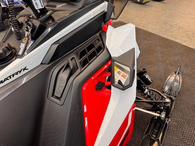 Polaris Prostar S4indyadv137red 2027