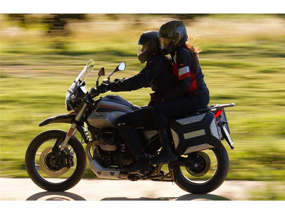 2023 Moto Guzzi Guzzi V85 Tt Travel E5