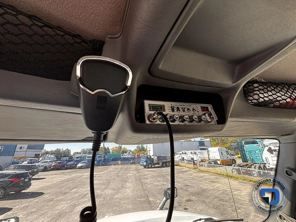 2018 International Lt625 alt