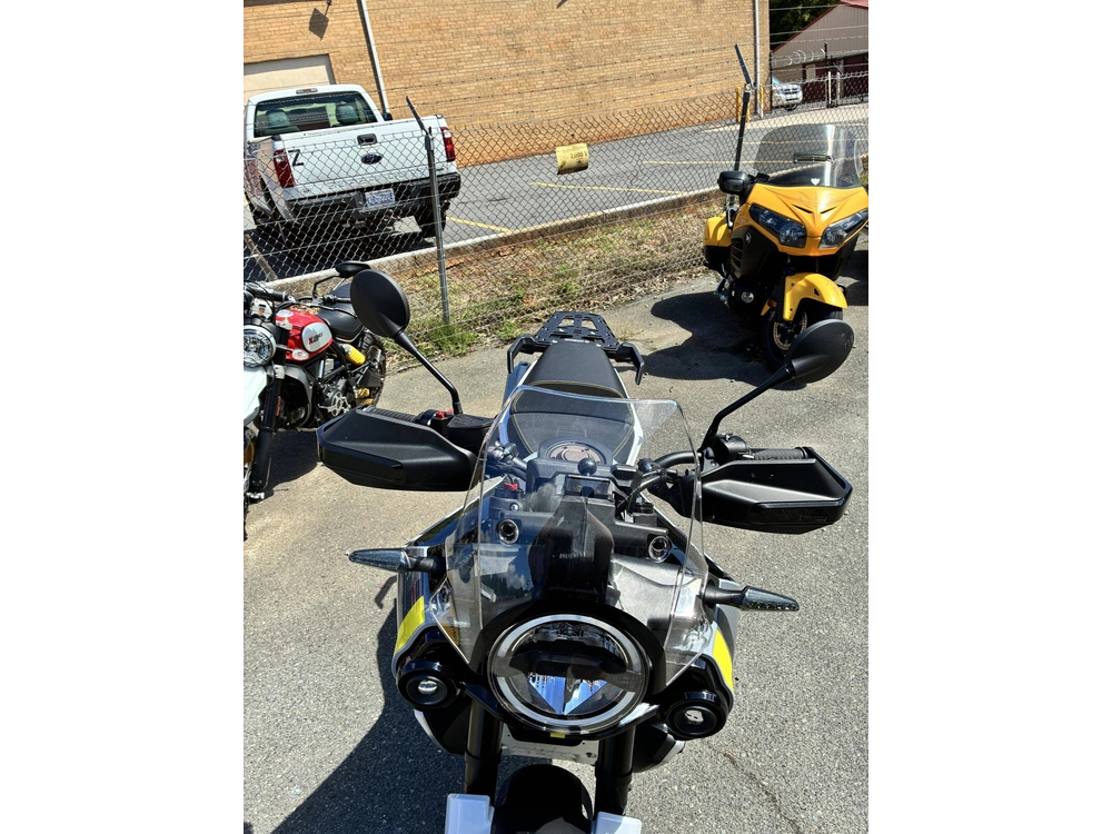 2024 Husqvarna Motorcycles Norden 901