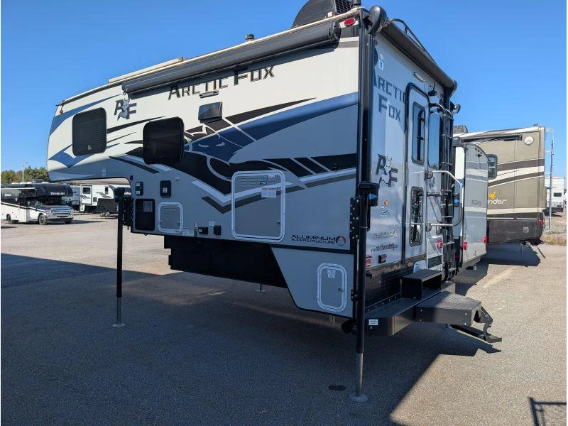 Northwood Arctic Fox 990 2022 alt