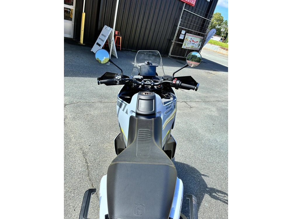 2024 Husqvarna Motorcycles Norden 901