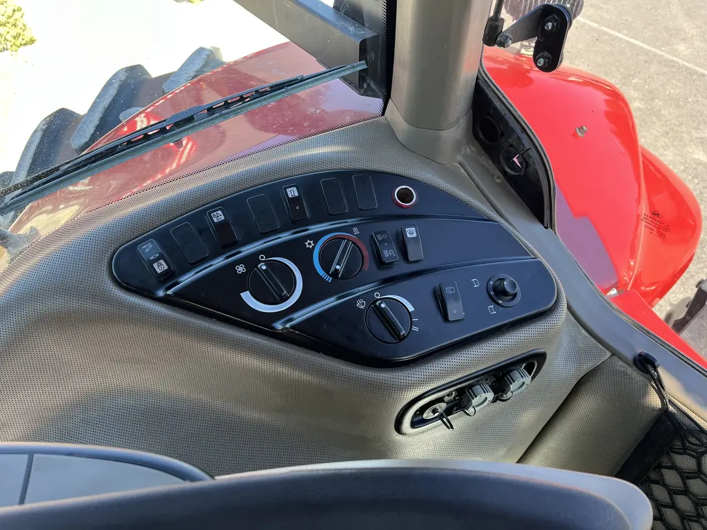2017 Case IH Magnum 380 CVT