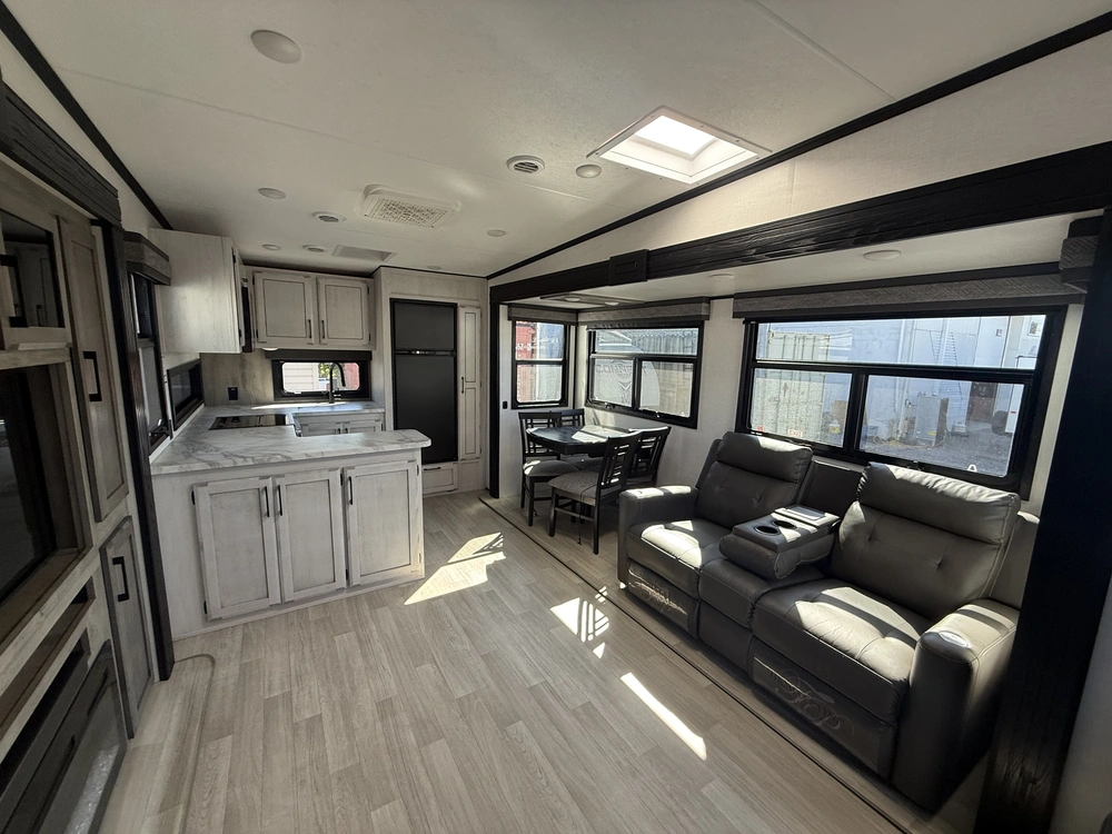 Kz-rv Durango H-t 256rkt 2023 alt