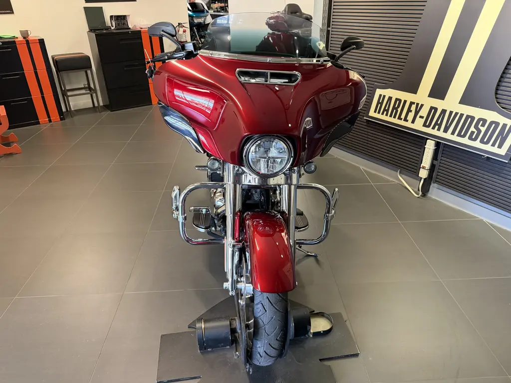 2017 Harley-Davidson FLHX STREET GLIDEFLHX