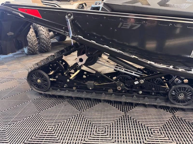 Polaris 850 Indy Xc 137 Blk 2027