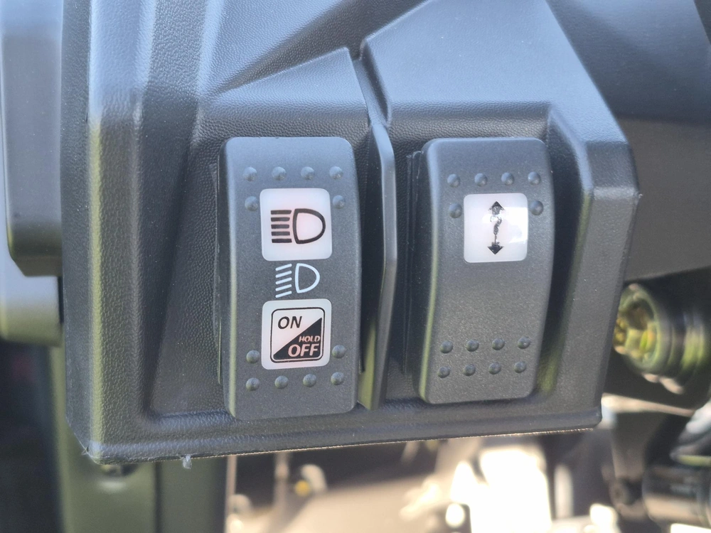 2027 Can-am Commander Xt 700