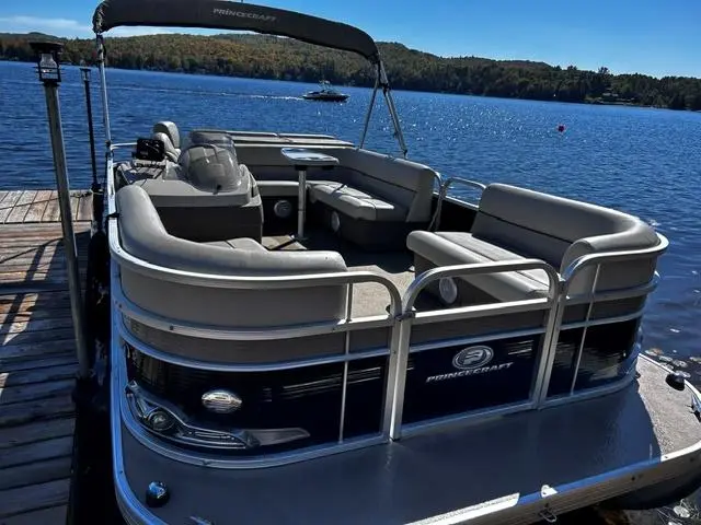 2017 Princecraft Vectra 19 L