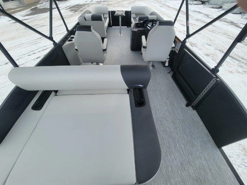 Bennington Marine 22 S Swingback 3t Noir 2026 alt