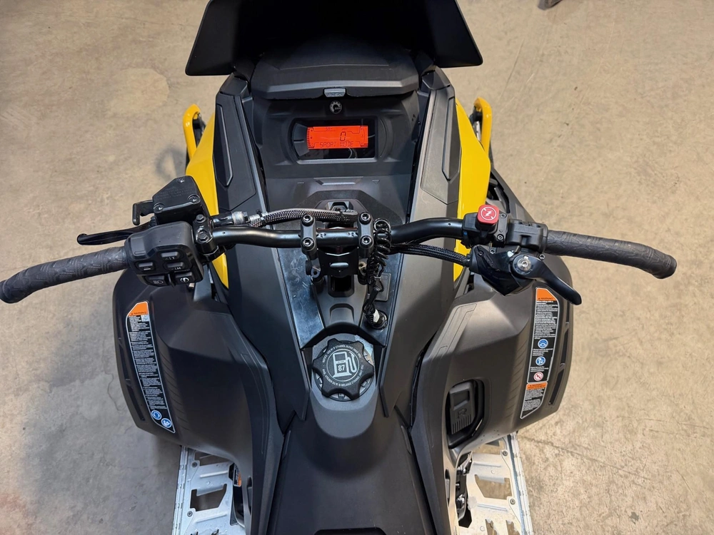 Ski-doo Renegade Sport 600 Ace 2026 alt