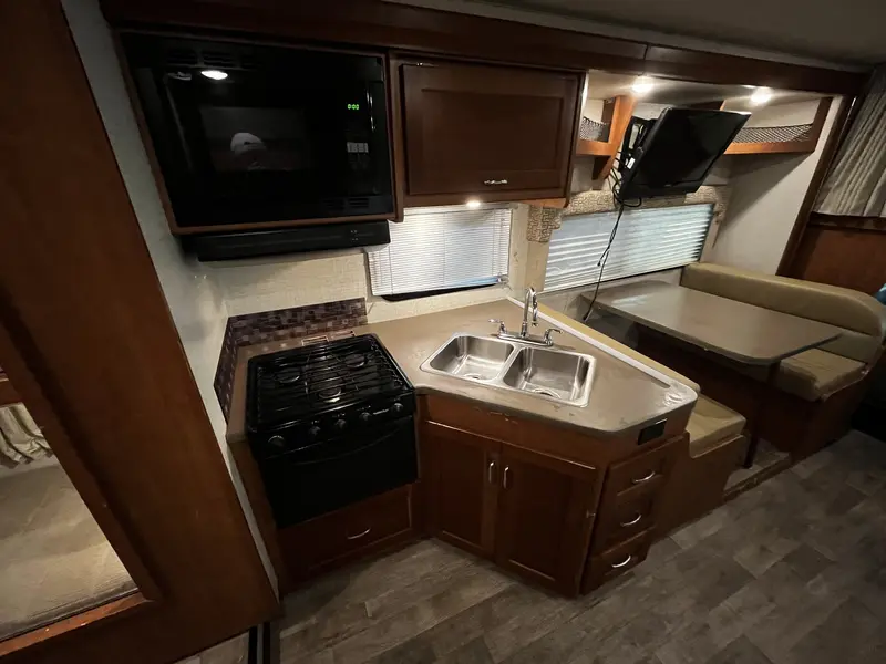Winnebago Minnie Winnie 31G 2018