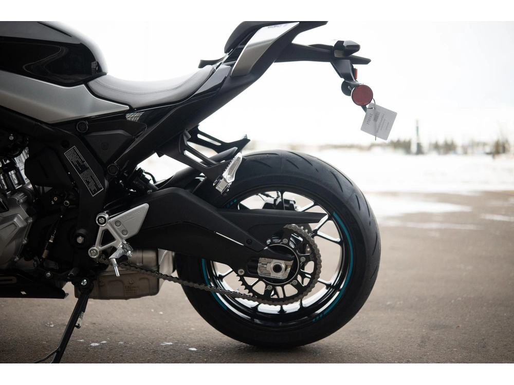 2026 Cfmoto 675ss alt