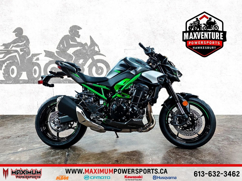 Kawasaki Z900 2025 alt