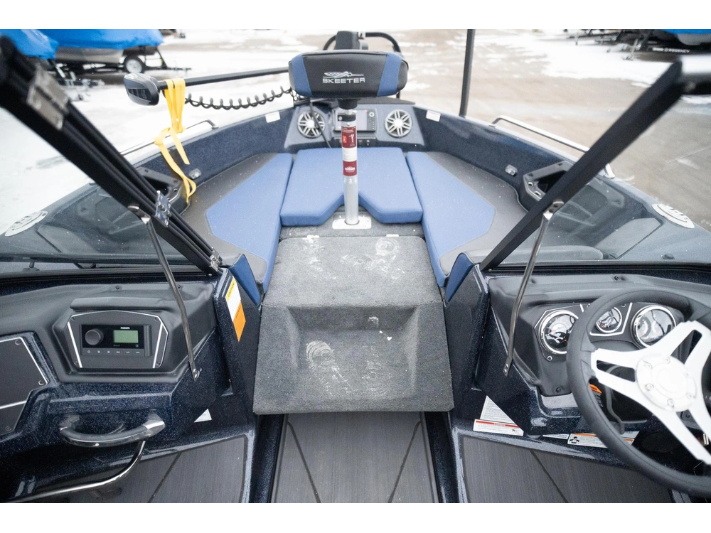 2025 Skeeter Products Solera 189 alt