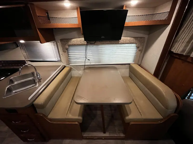 Winnebago Minnie Winnie 31G 2018