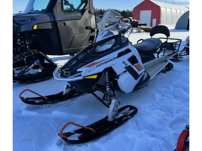2024 Polaris 550 VOYAGEUR 155 WITH 2-UP SEAT