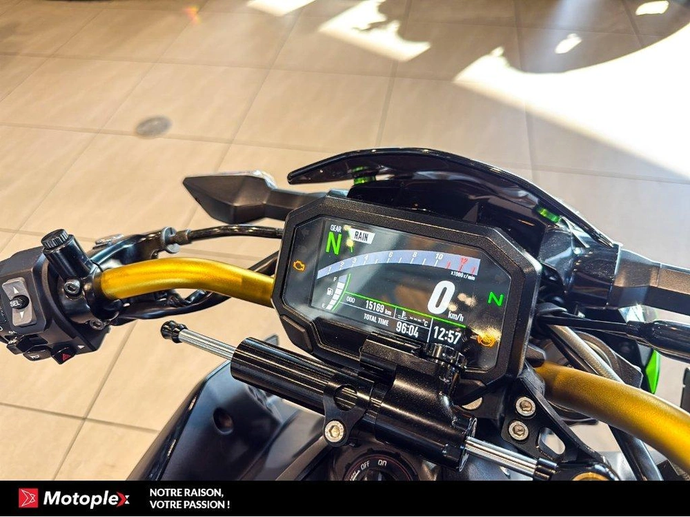 Kawasaki Z900 Se 2023 alt