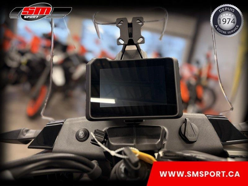 2025 Husqvarna Norden 901 Expedition alt