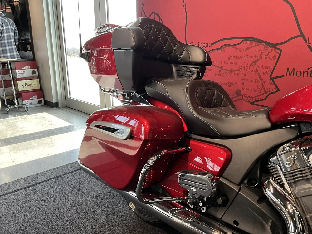 Indian Motorcycle Pursuit Limited + 112 Package 2026 alt
