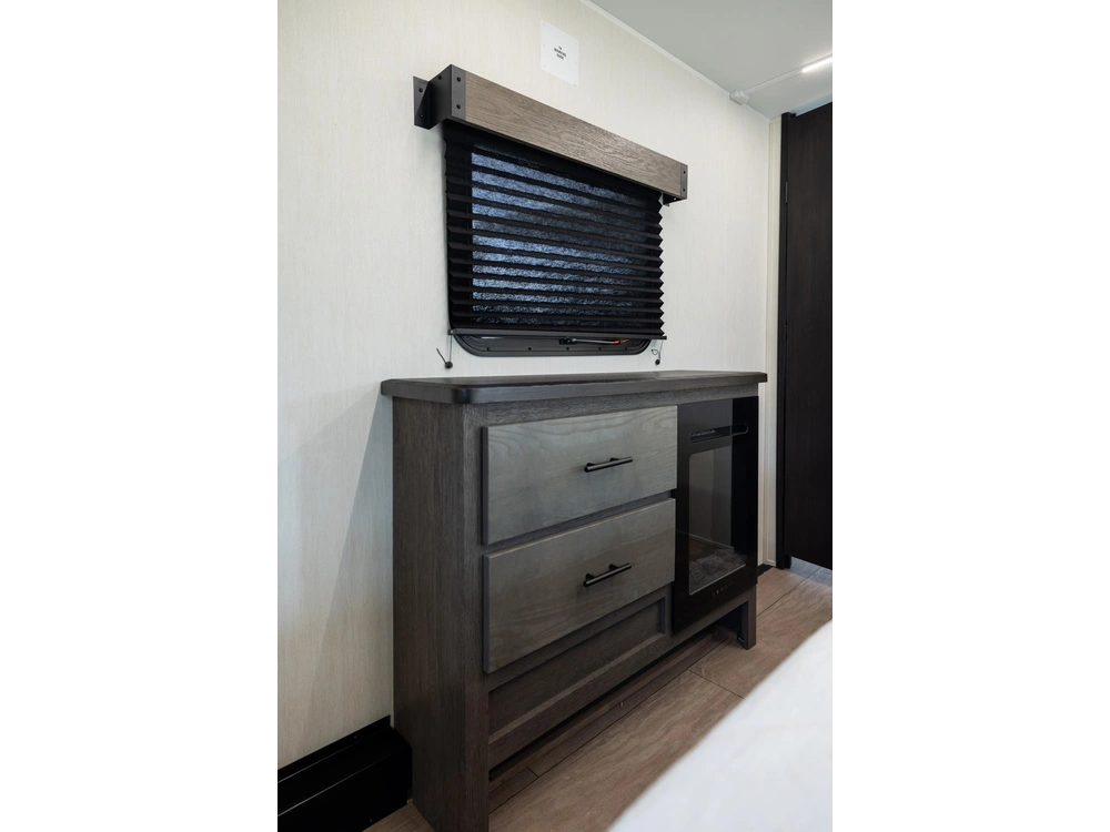 Arctic Wolf 3650 Suite 2026 alt