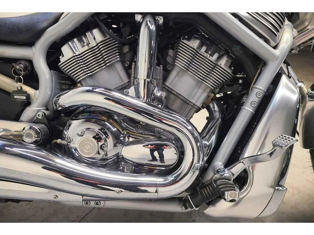 Harley-davidson V-rod 100eme Ann. 2003 alt