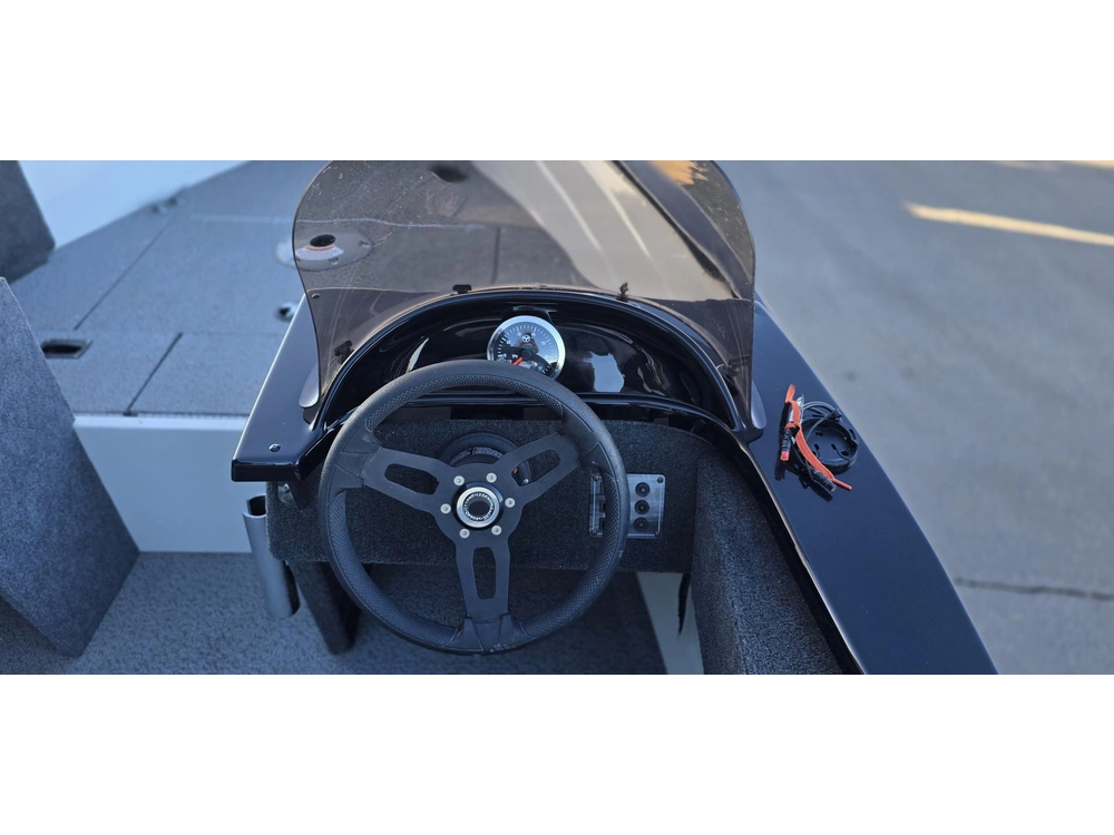 2023 Legend R15 Sc alt