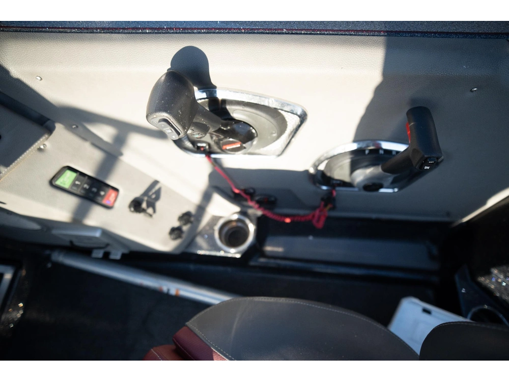 2020 Ranger 620 Pro alt