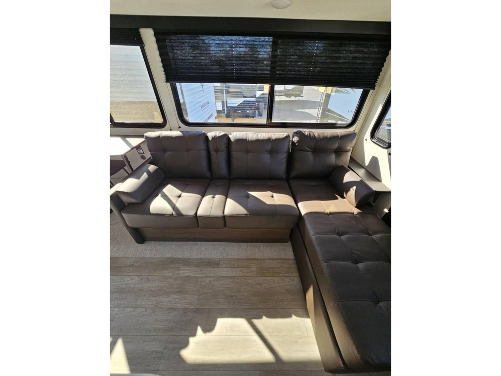 2026 Prime Time Avenger 27rei alt