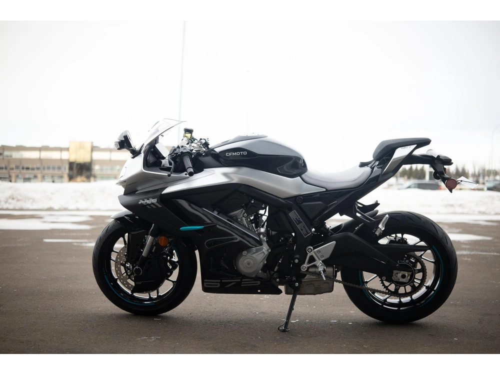 2026 Cfmoto 675ss alt