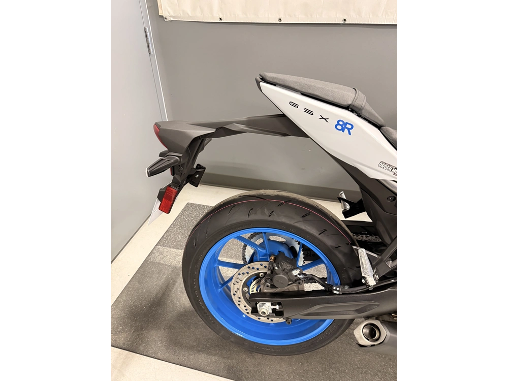 Suzuki Gsx-8r Gsx8-r 2026 alt
