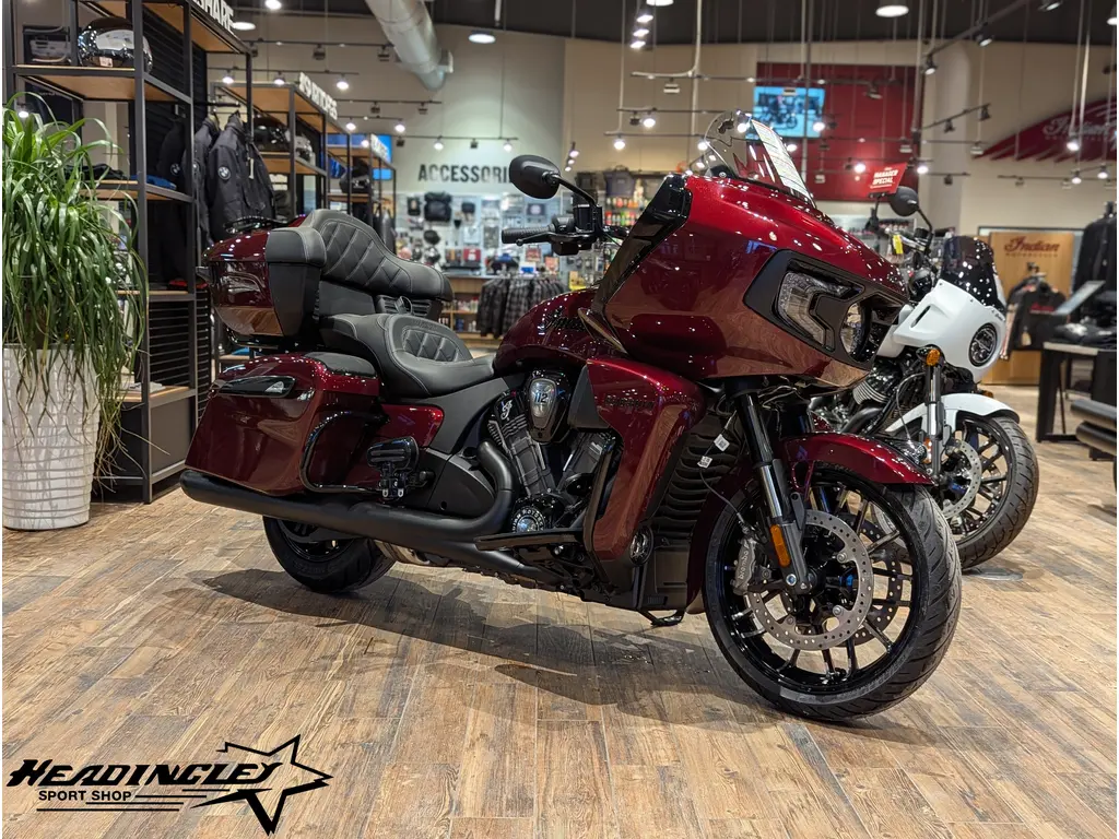 2026 Indian Motorcycle Pursuit Dark Horse 112 + PowerBand Audio // Maroon Metallic 