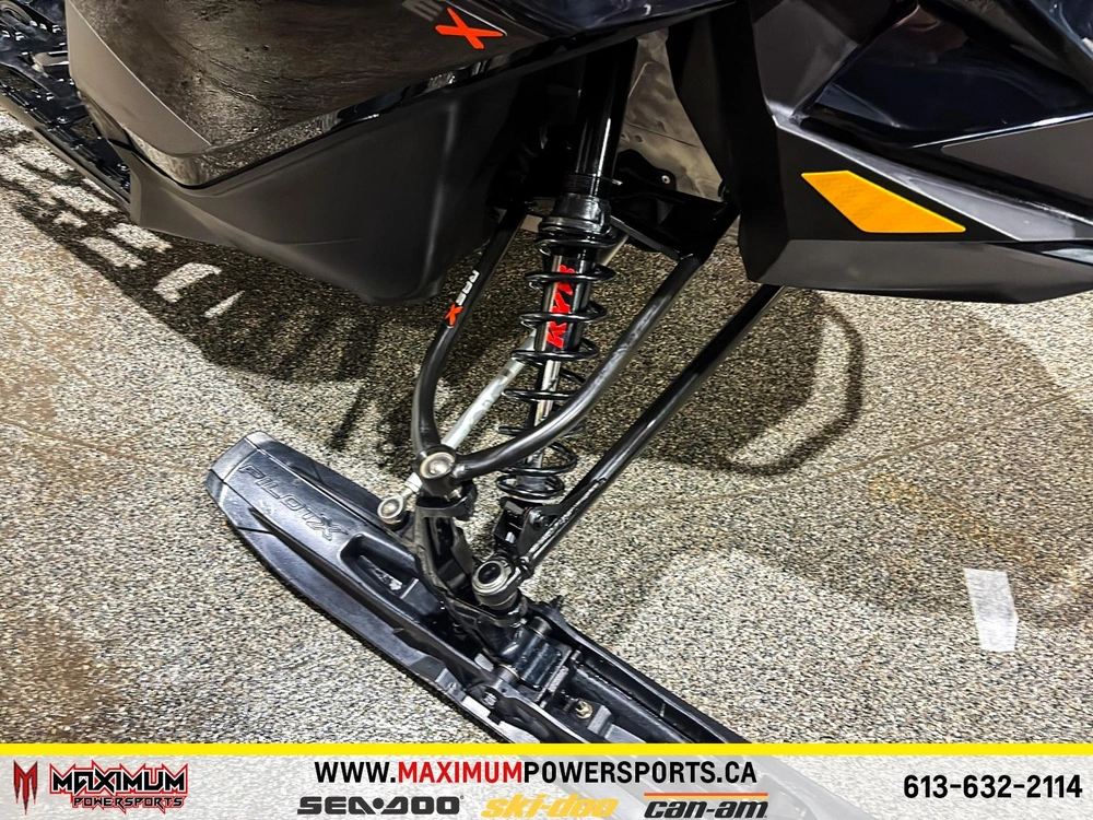 Ski-doo Renegade X 850 E-tec E.s. Ripsaw 1.25 2021 alt