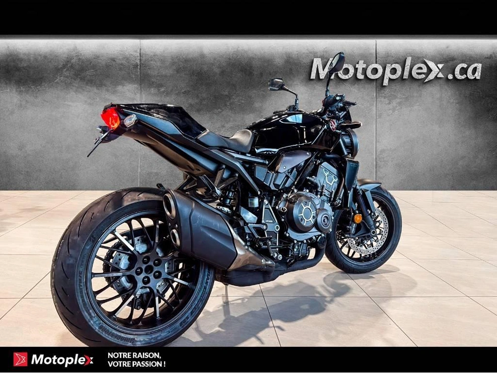 Honda Cb1000r 2022 alt