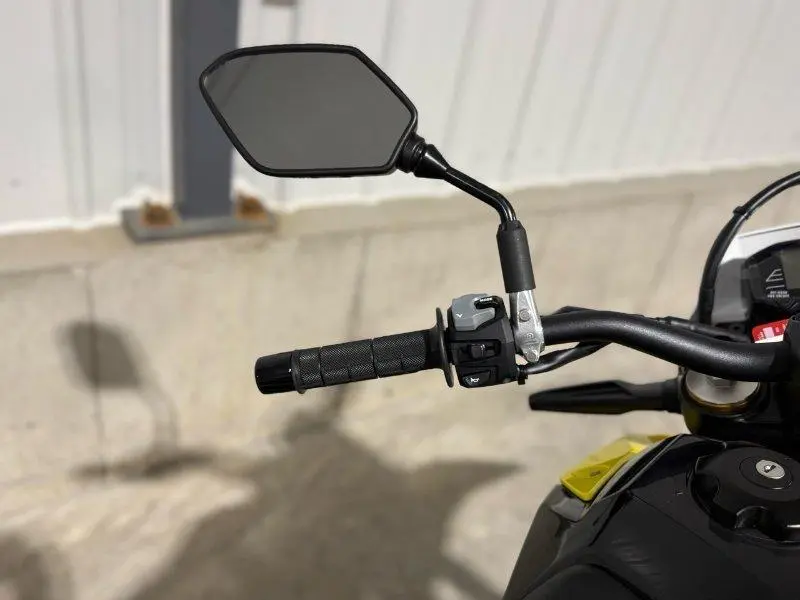 2025 Suzuki DR-Z4S thumbnail 8