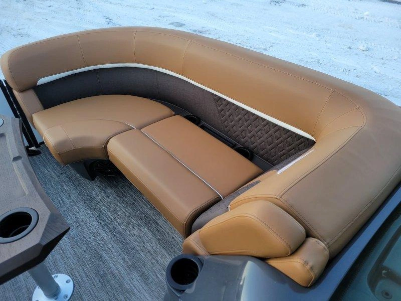 Bennington Marine 22 M Swingback 3t Blanc 2026 alt