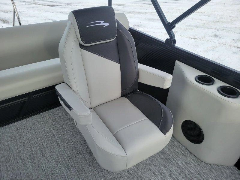Bennington Marine 22 S Swingback 3t Noir 2026 alt